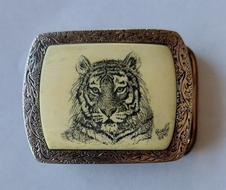 Russ Siembab Tiger Scrimshaw Art